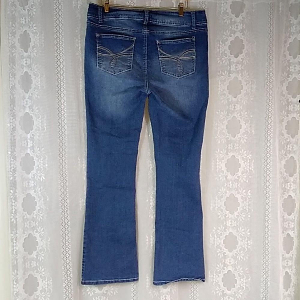 WALLFLOWER LUSCIOUS CURVY FIT WOMEN'S JEANS SIZE 15